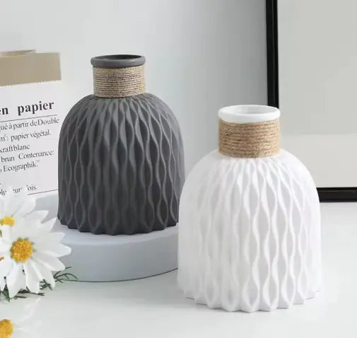 DIY Plastic Flower Vase – Home Décor Pot