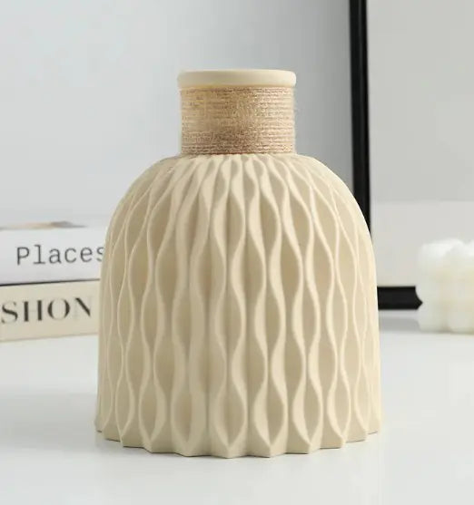 DIY Plastic Flower Vase – Home Décor Pot